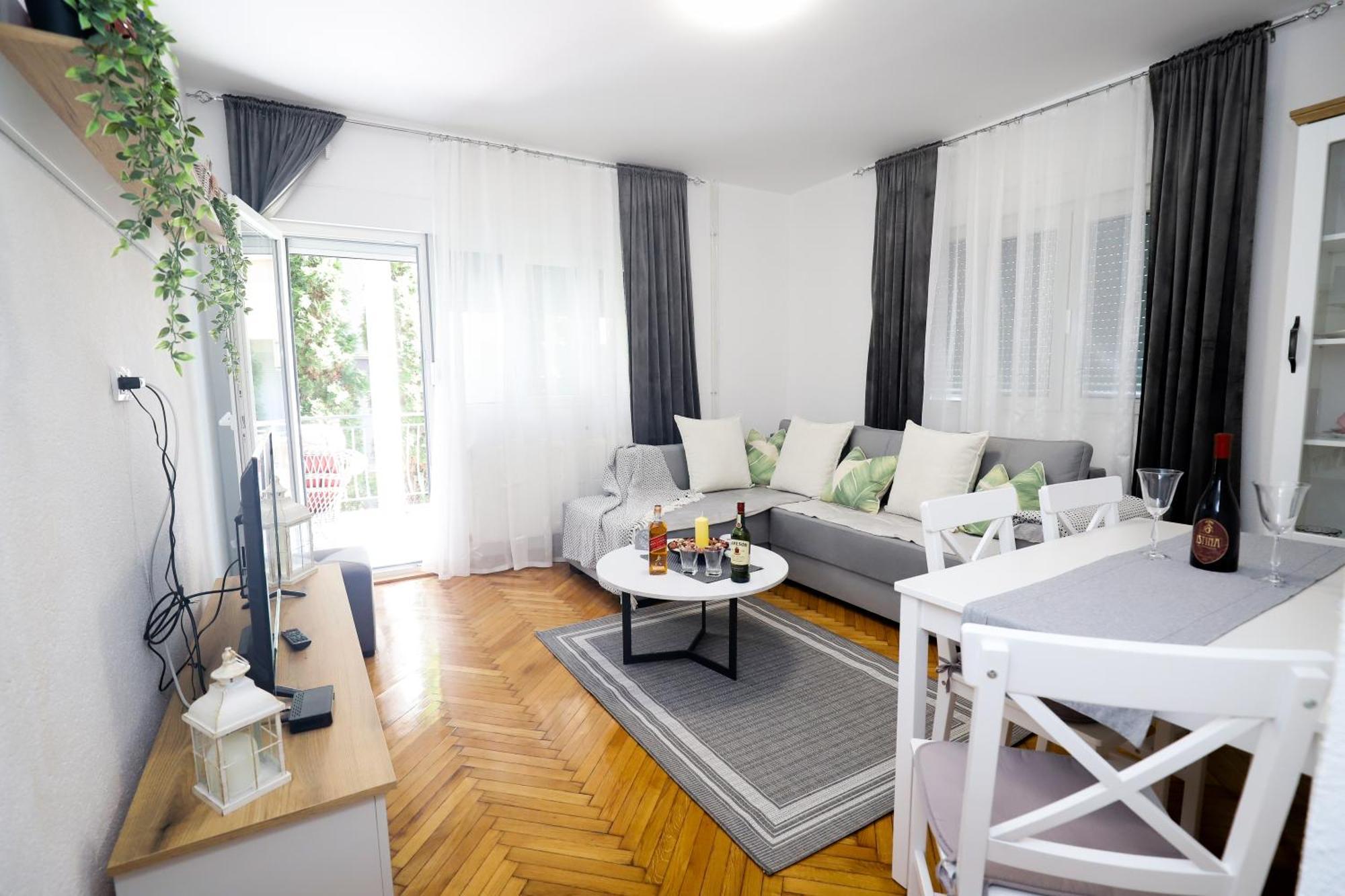 Kuca Jeka Hotel Vrnjačka Banja Kültér fotó