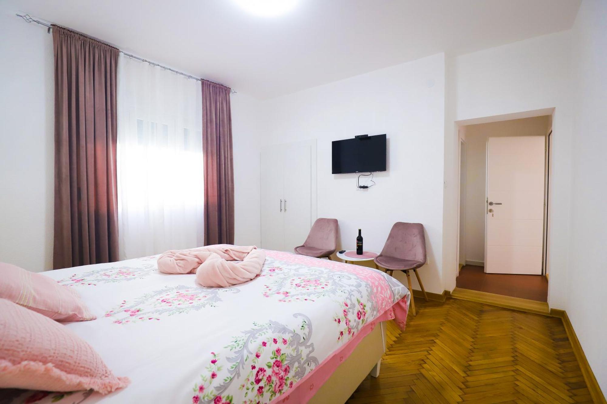 Kuca Jeka Hotel Vrnjačka Banja Kültér fotó
