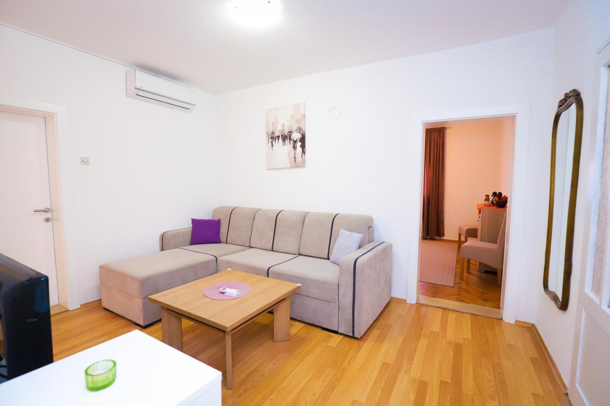 Kuca Jeka Hotel Vrnjačka Banja Kültér fotó