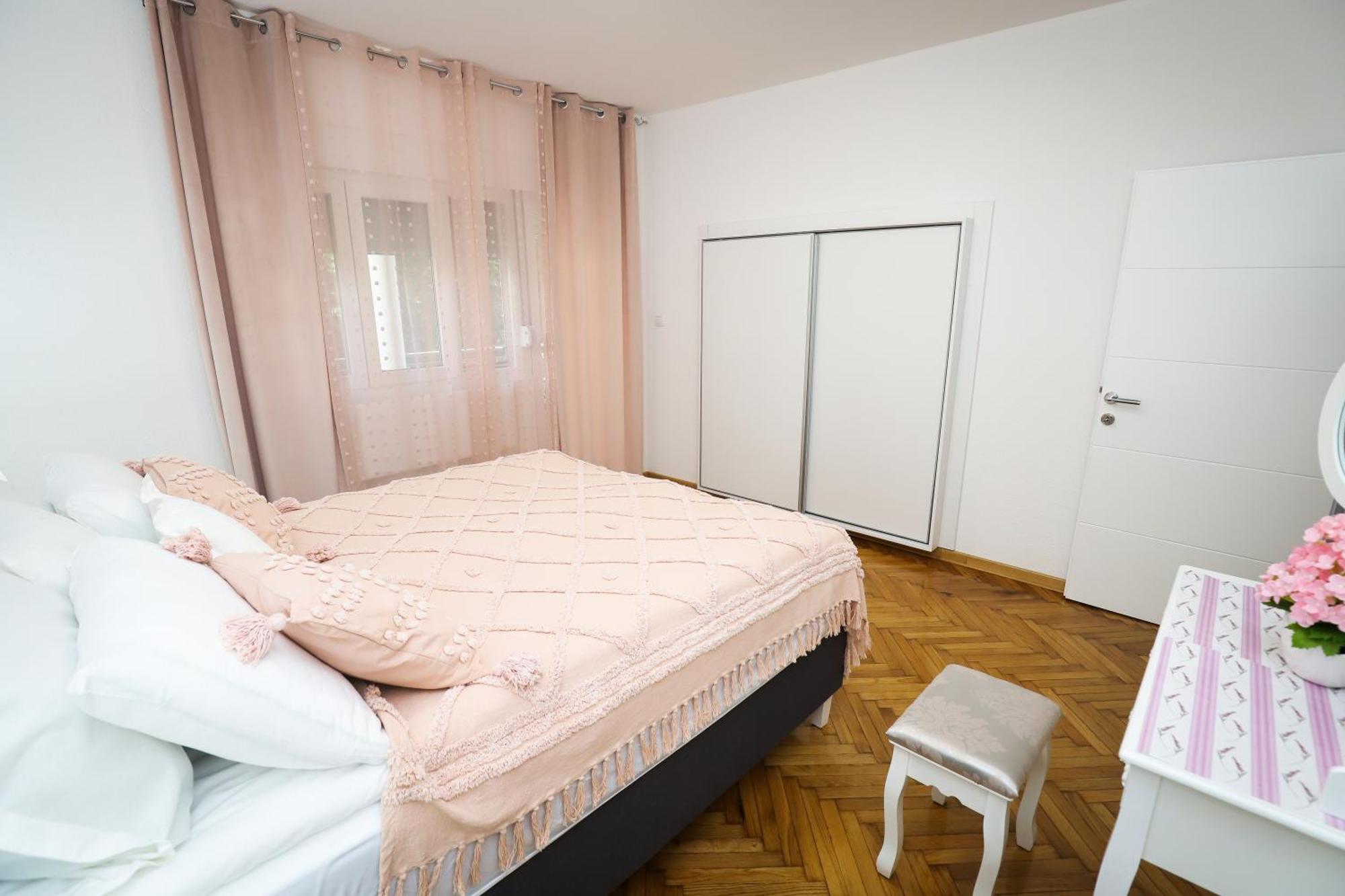 Kuca Jeka Hotel Vrnjačka Banja Kültér fotó