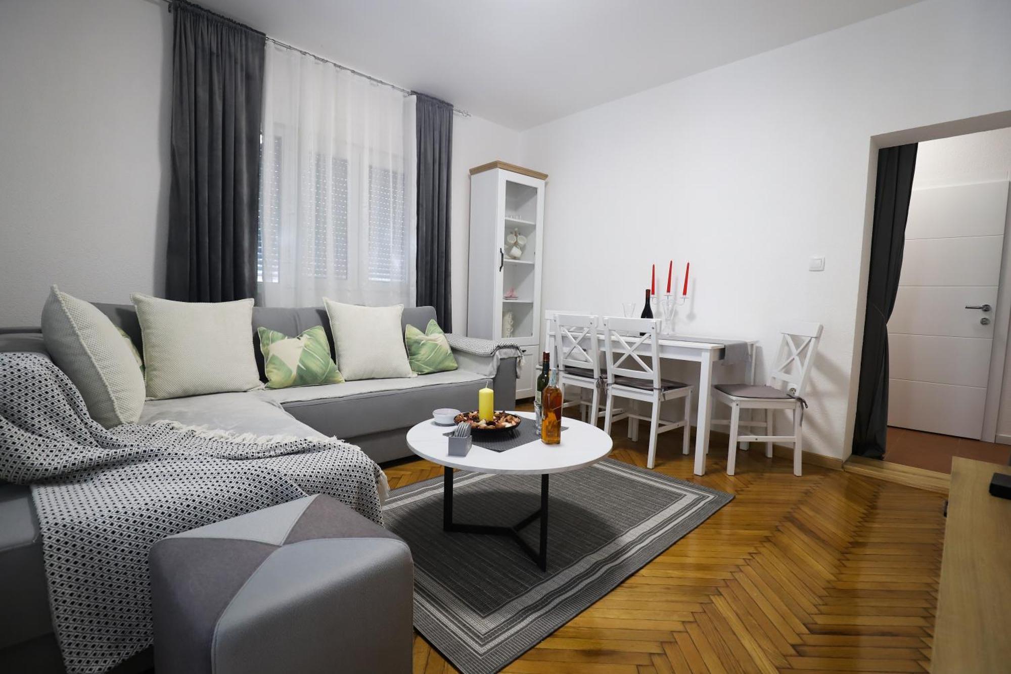Kuca Jeka Hotel Vrnjačka Banja Kültér fotó