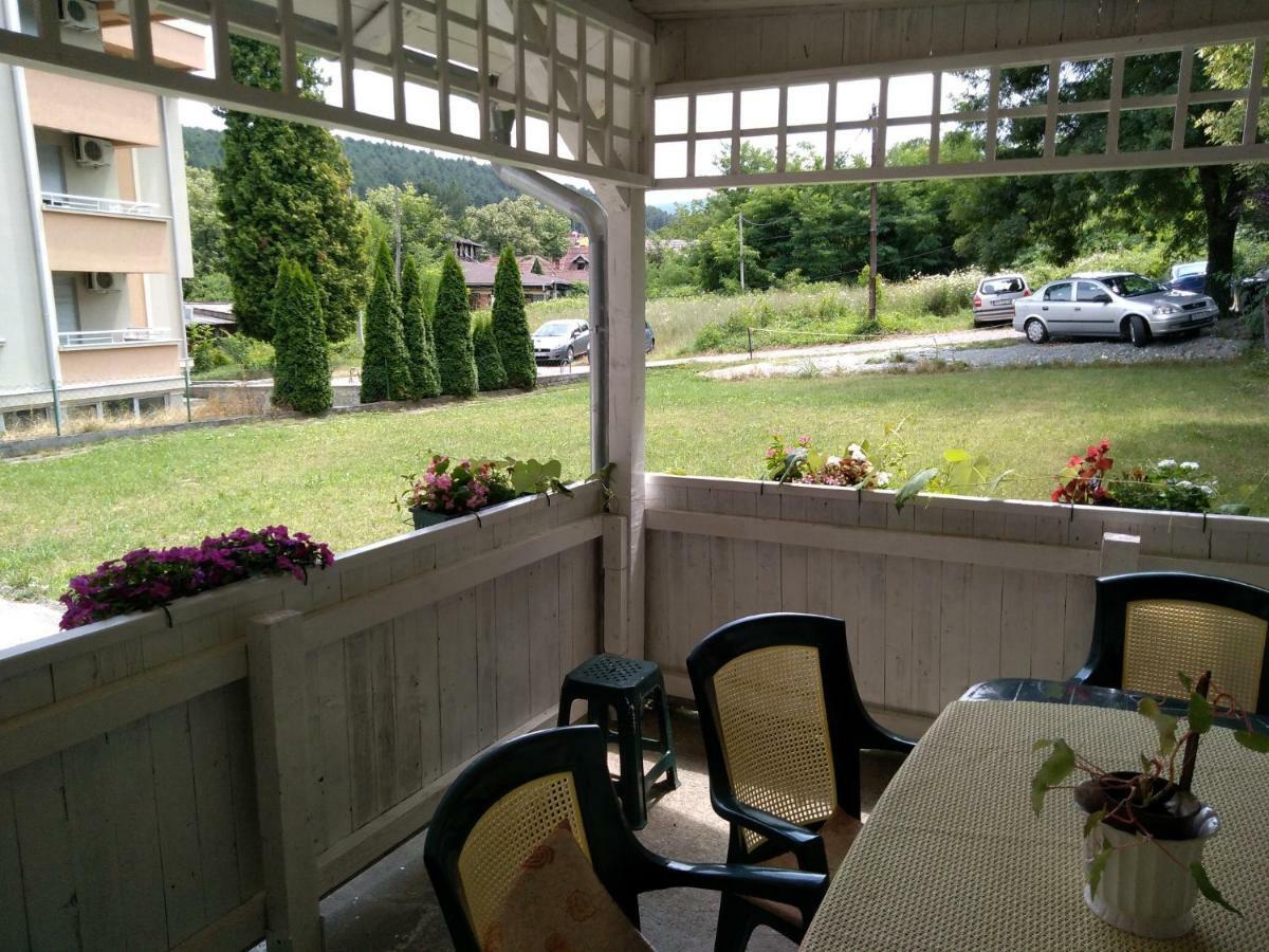 Kuca Jeka Hotel Vrnjačka Banja Kültér fotó